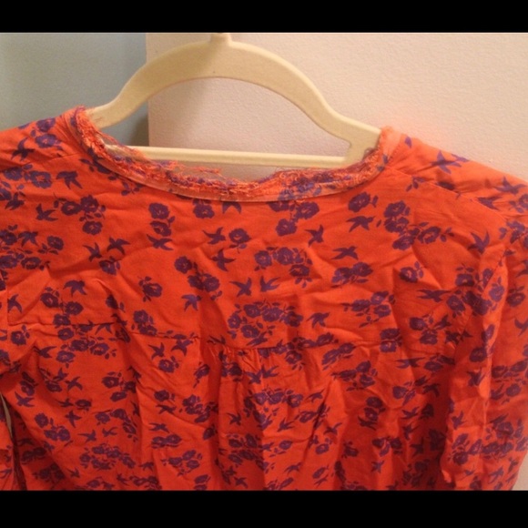 Leylie boutique - size xs- red and blue 100% Rayon - Picture 3 of 4